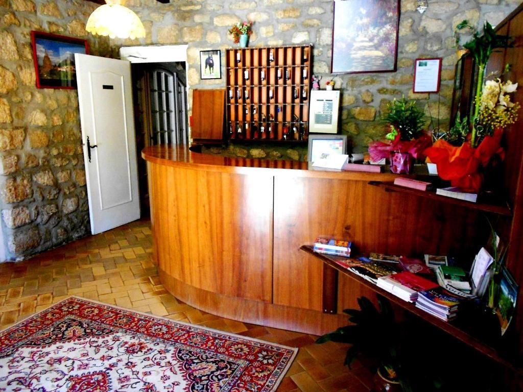 Hotel Restaurant Du Moulin De Barette Blavozy Exterior photo